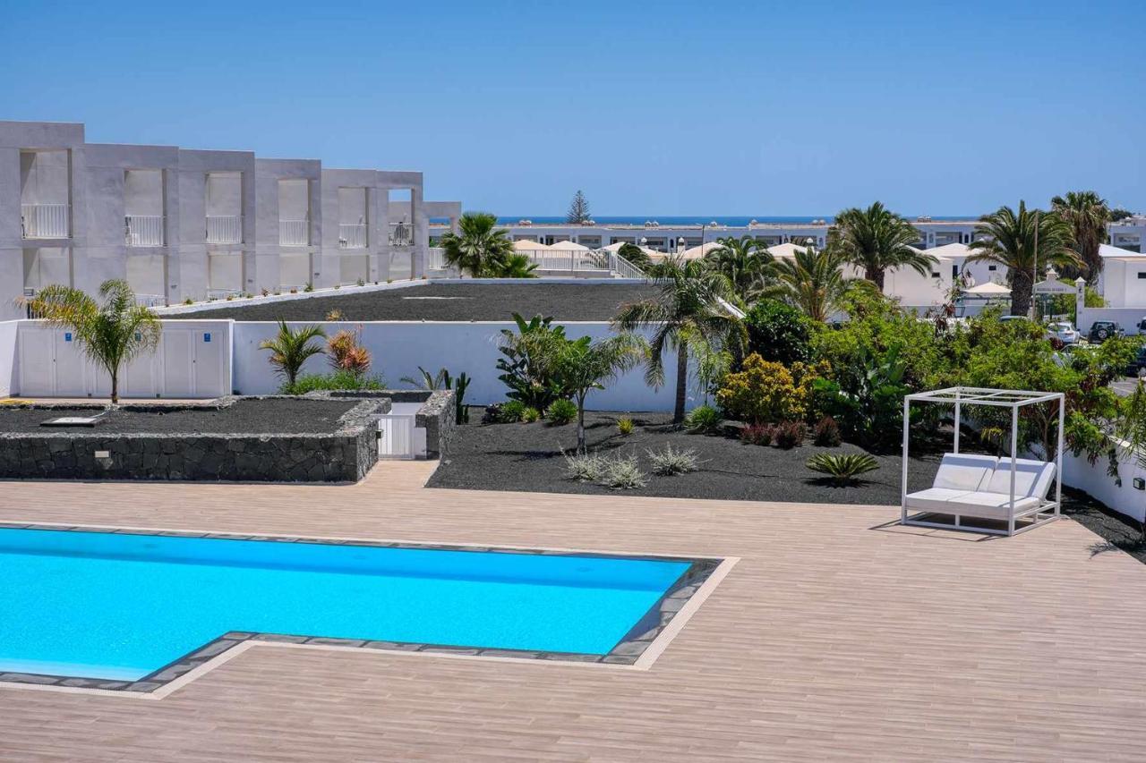 Luminosa Vivienda Vacacional Con Vista A La Piscina Costa Teguise Exterior photo